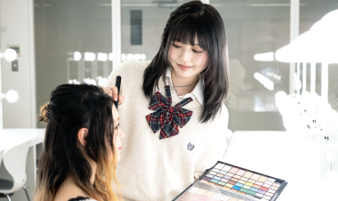 ヘアメイク・美容師・韓国ヘアメイク分野